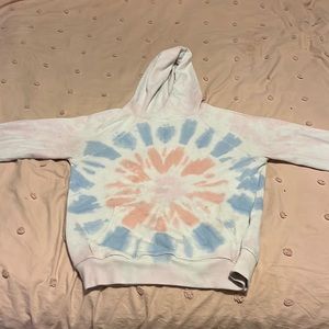 Thin pull over sweater